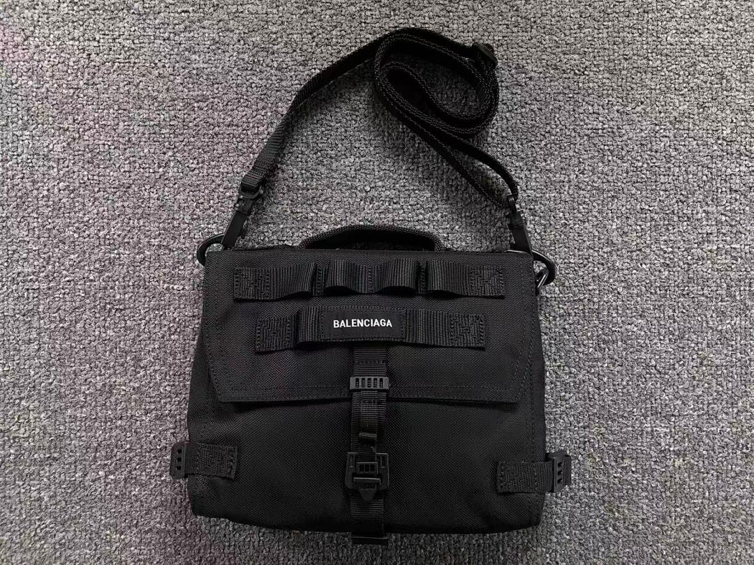 Unbranded 368 B⭐L⭐⭐⭐IA⭐A BAG 219224401 (Long 24CM* Wide 11CM* High 20CM) - Image 2