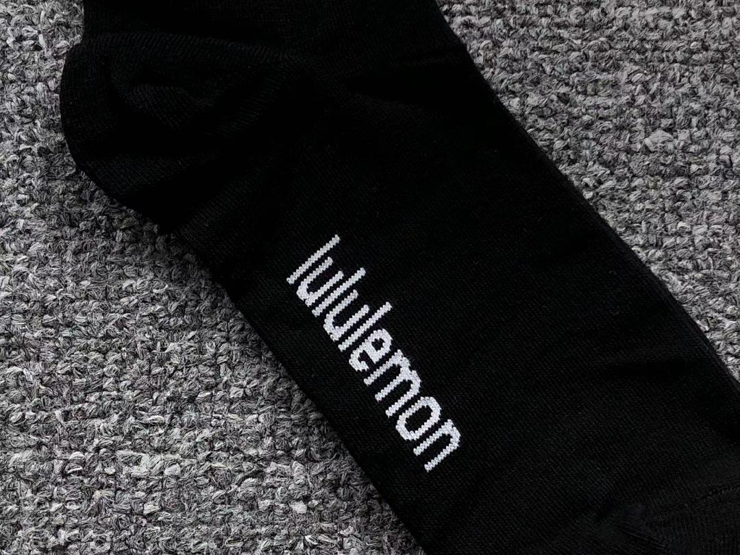 On Running 79 LULULEMON - Image 9
