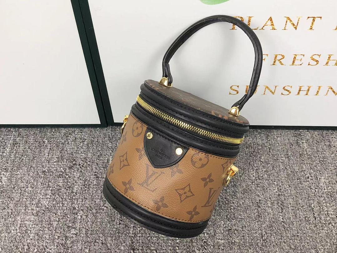 Louis Vuitton 438 L⭐ BAG 412166124 (Long 13CM* Wide High 14CM) - Image 2
