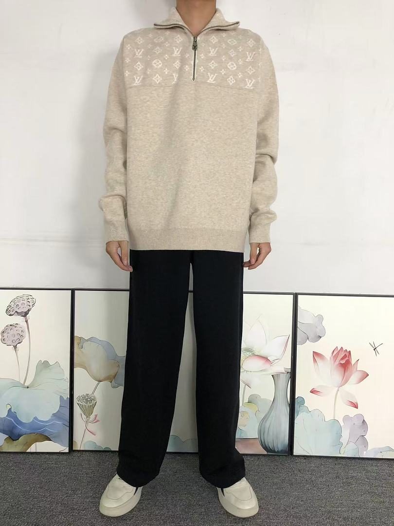 Louis Vuitton 358 L⭐ SWEATER 3208150621 (Im 170Cm 60Kg I Wear Size M In The Phot) - Image 3