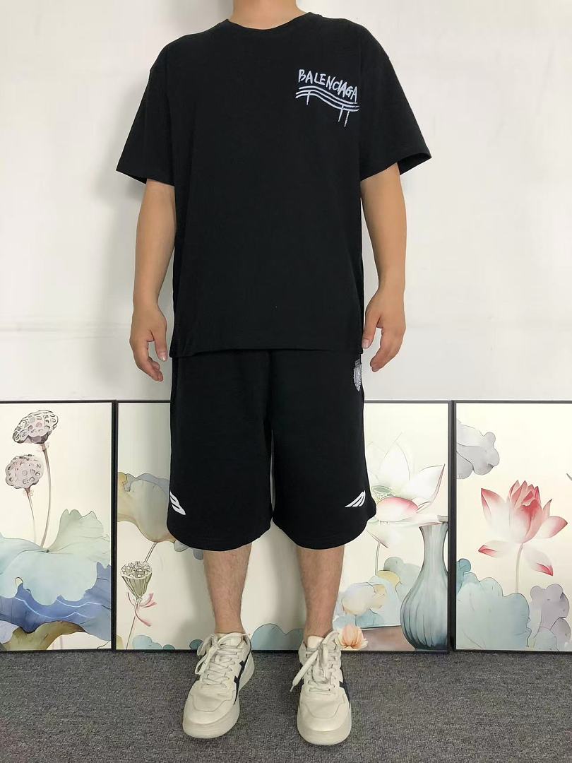 Balenciaga 115 B⭐L⭐⭐⭐IA⭐A T-SHIRT 22051324172 (Im 170Cm 60Kg I Wear Size L In The Phot) - Image 3