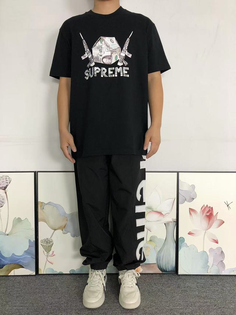 Supreme 113 S⭐⭐R⭐⭐E T-SHIRT 52080463182 (Im 170Cm 60Kg I Wear Size M In The Phot) - Image 3