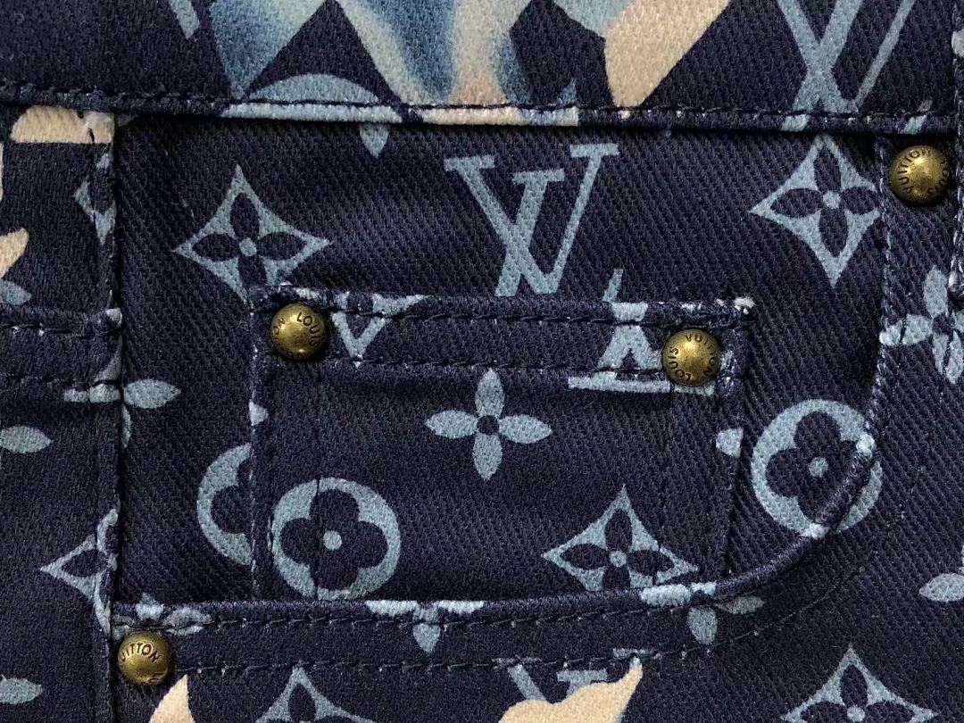 Louis Vuitton 228 L⭐ - Image 12