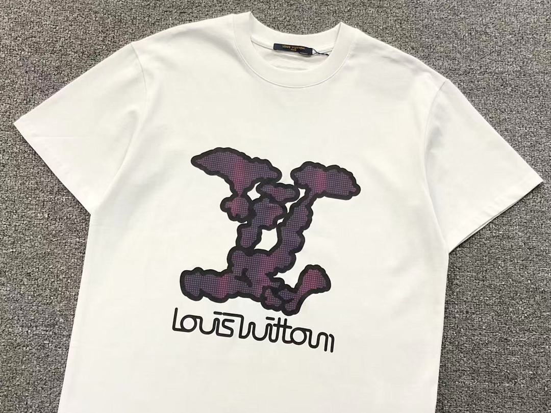 Louis Vuitton 128 L⭐ T-SHIRT 3203050521 (Im 170Cm 60Kg I Wear Size M In The Phot) - Image 13