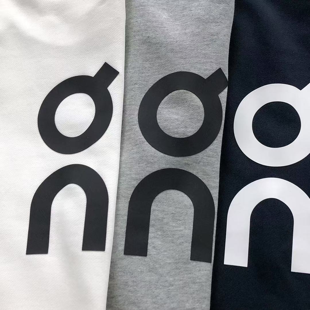 On Running 145 ON HOODIE 2206181904 (Im 170Cm 60Kg I Wear Size L In The Phot) - Image 17