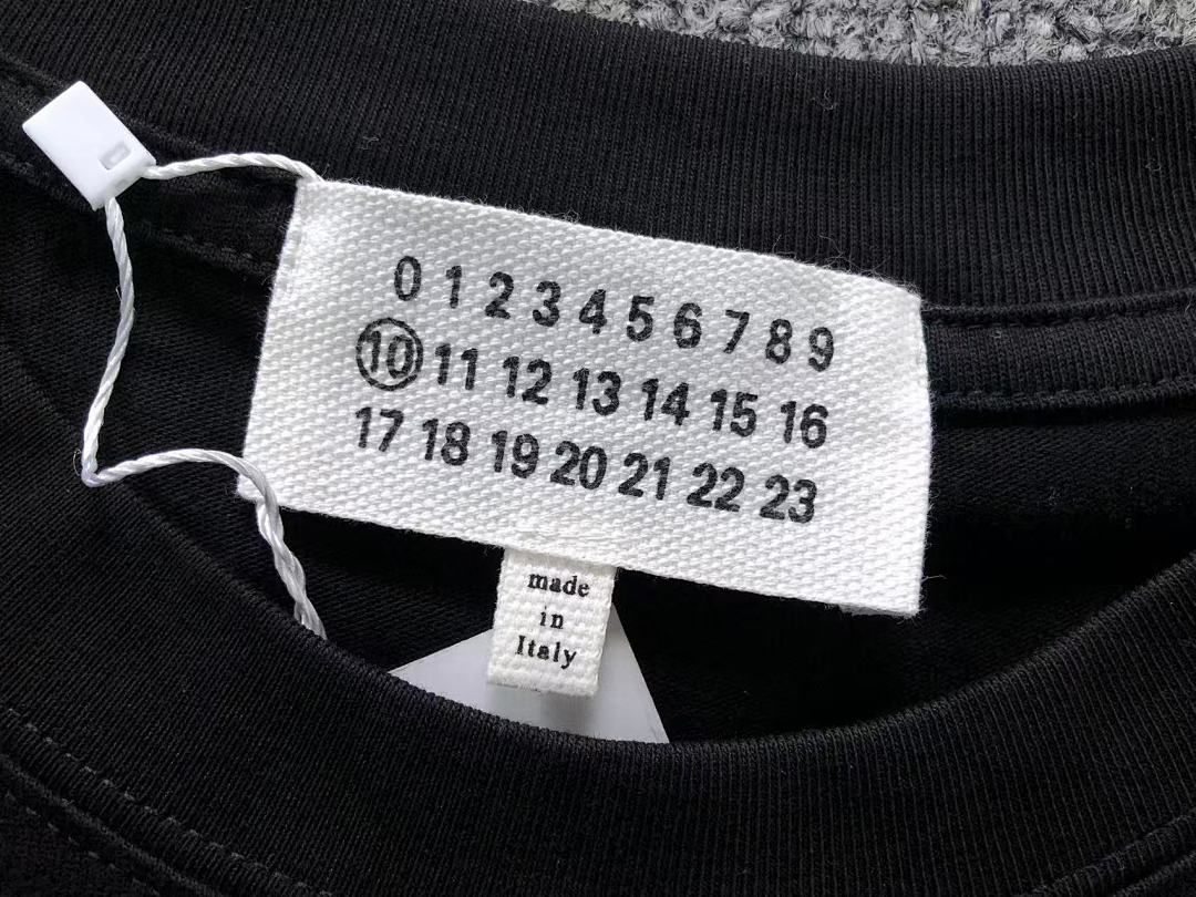 On Running 98 MAISON MARGIELA T-SHIRT 21112905125 (Im 170Cm 60Kg I Wear Size 46 In The Phot) - Image 21