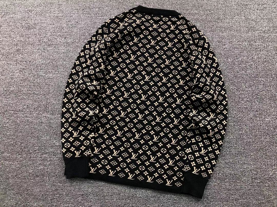 Louis Vuitton 138 L⭐ - Image 7