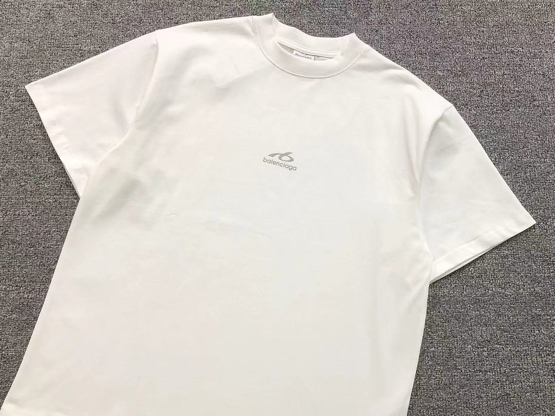 Balenciaga 105 B⭐L⭐⭐⭐IA⭐A T-SHIRT 42061324156 (Im 170Cm 60Kg I Wear Size 2 In The Phot) - Image 9