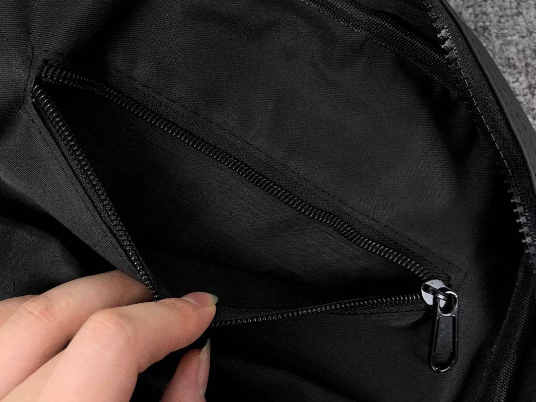 Hugo Boss 138 H⭐G⭐ B⭐⭐S BAG 310061513 (Long 27CM* Wide 11CM* High 39CM) - Image 16