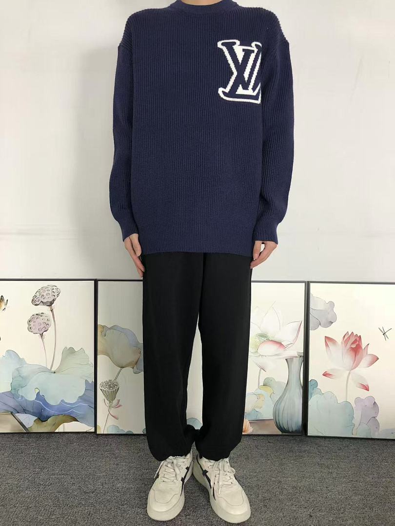 Louis Vuitton 208 L⭐ SWEATER 42030204156 (Im 172Cm 55Kg I Wear Size S In The Phot) - Image 3