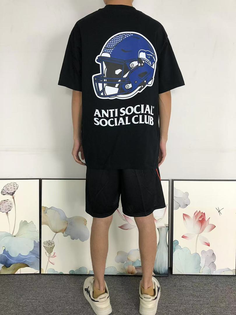 Christian Louboutin 88 ANTI SOCIAL CLUB T-SHIRT 3206213002 (Im 170Cm 60Kg I Wear Size M In The Phot) - Image 4