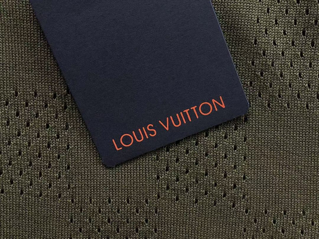 Louis Vuitton 158 L⭐ T-SHIRT 3206130421 (Im 170Cm 60Kg I Wear Size M In The Phot) - Image 18