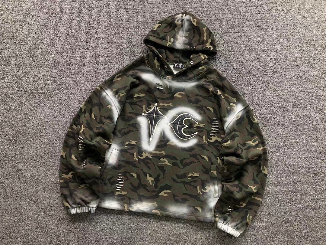 Christian Louboutin 208 THUG CLUB HOODIE 504100417 (Im 170Cm 60Kg I Wear Size 1 In The Phot) - Image 6