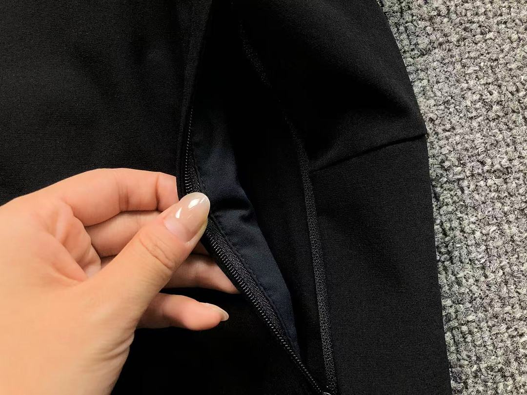 On Running 188 ON JACKET 2205270704 (Im 170Cm 60Kg I Wear Size L In The Phot) - Image 17