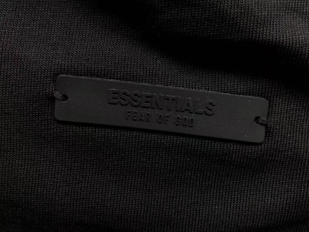 Fear of God 105 FOG T-SHIRT 31120517 (Im 170Cm 57Kg I Wear Size S In The Phot) - Image 19