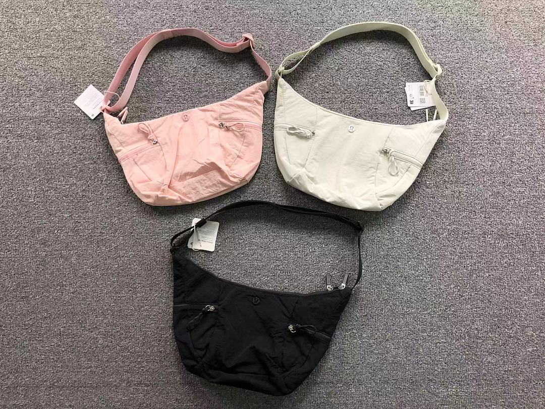 On Running 138 LULULEMON BAG 3205080923 (Long 37CM* Wide 11CM* High 27CM) - Image 2