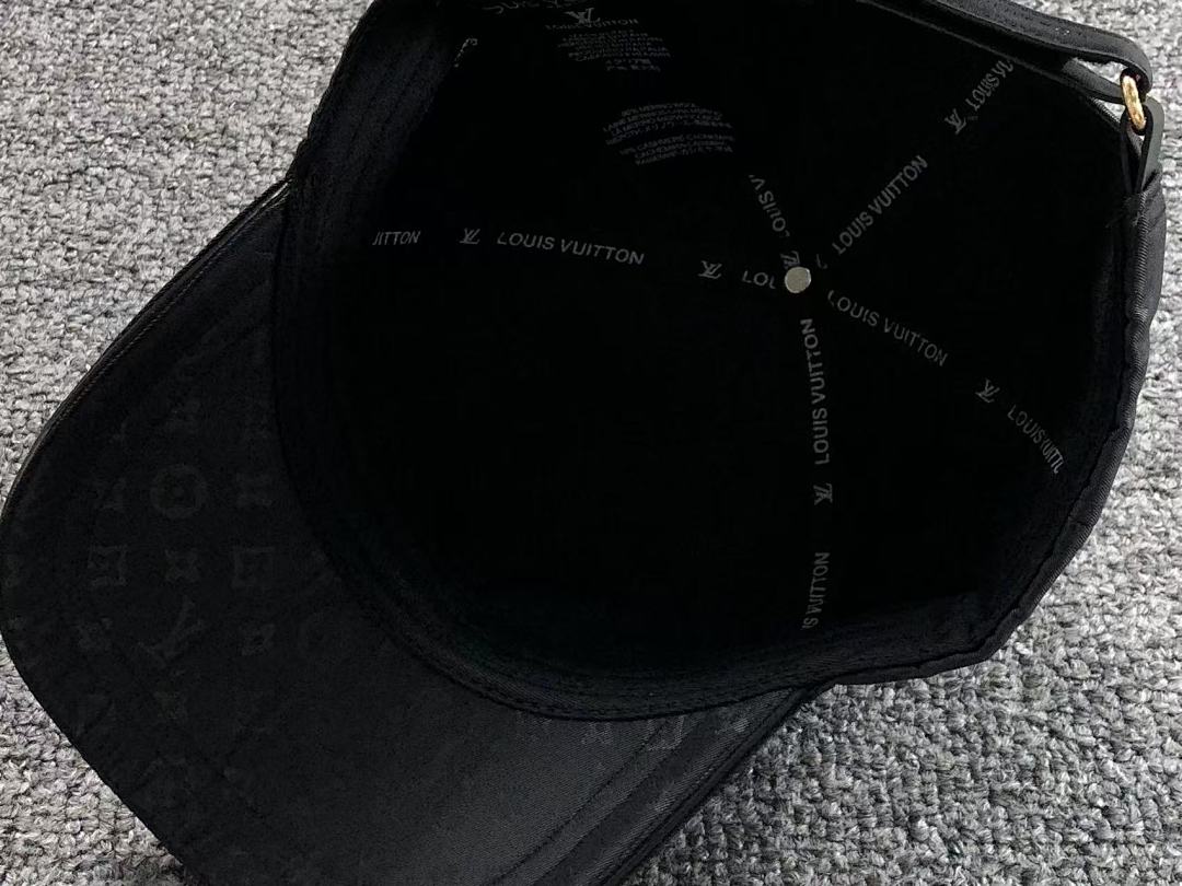 Louis Vuitton 68 L⭐ - Image 14