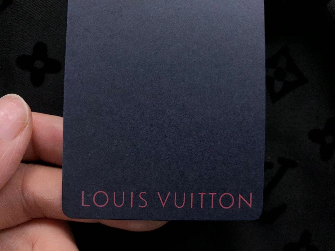Louis Vuitton 178 L⭐ SHIRT 22031407001 (Im 170Cm 60Kg I Wear Size S In The Phot) - Image 15