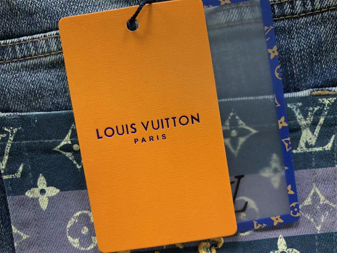 Louis Vuitton 245 L⭐ - Image 28