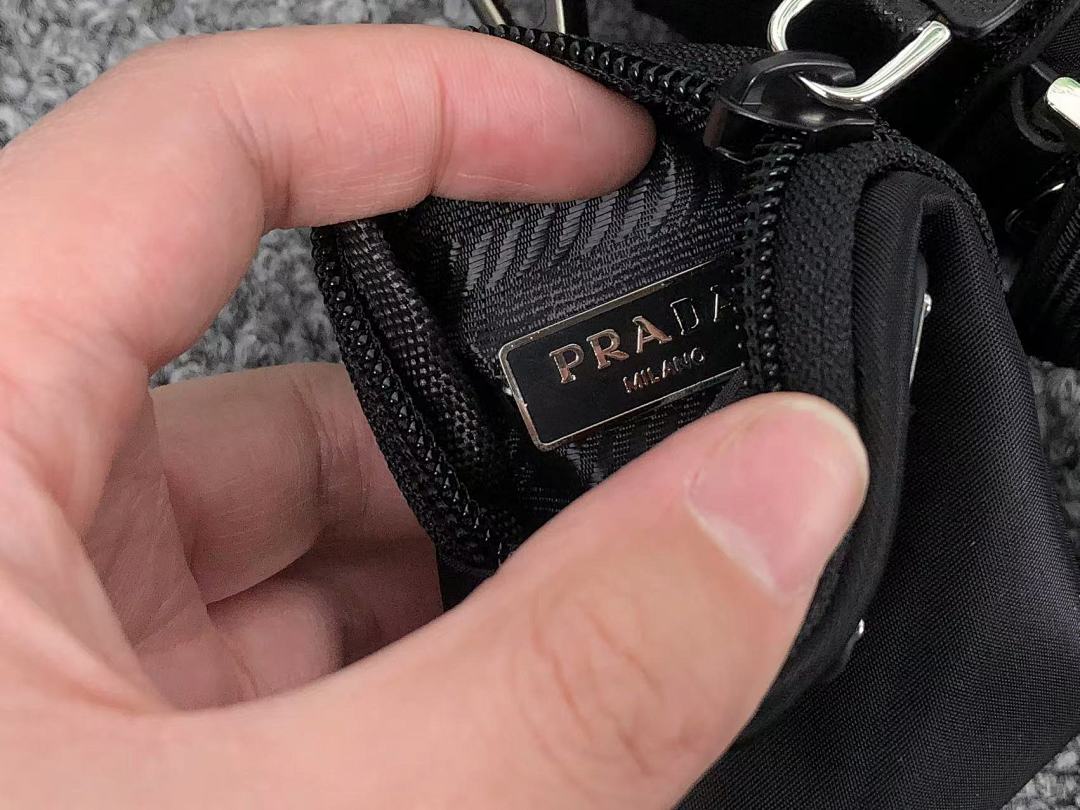 Prada 288 P⭐A⭐A BAG 411110775 (Long 25CM* Wide 6CM* High 15CM) - Image 20