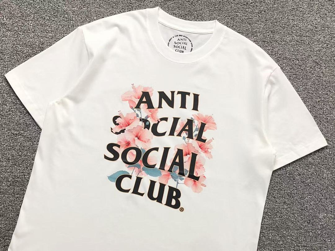 Christian Louboutin 85 ANTI SOCIAL CLUB T-SHIRT 218222002 (Im 170Cm 60Kg I Wear Size L In The Phot) - Image 8