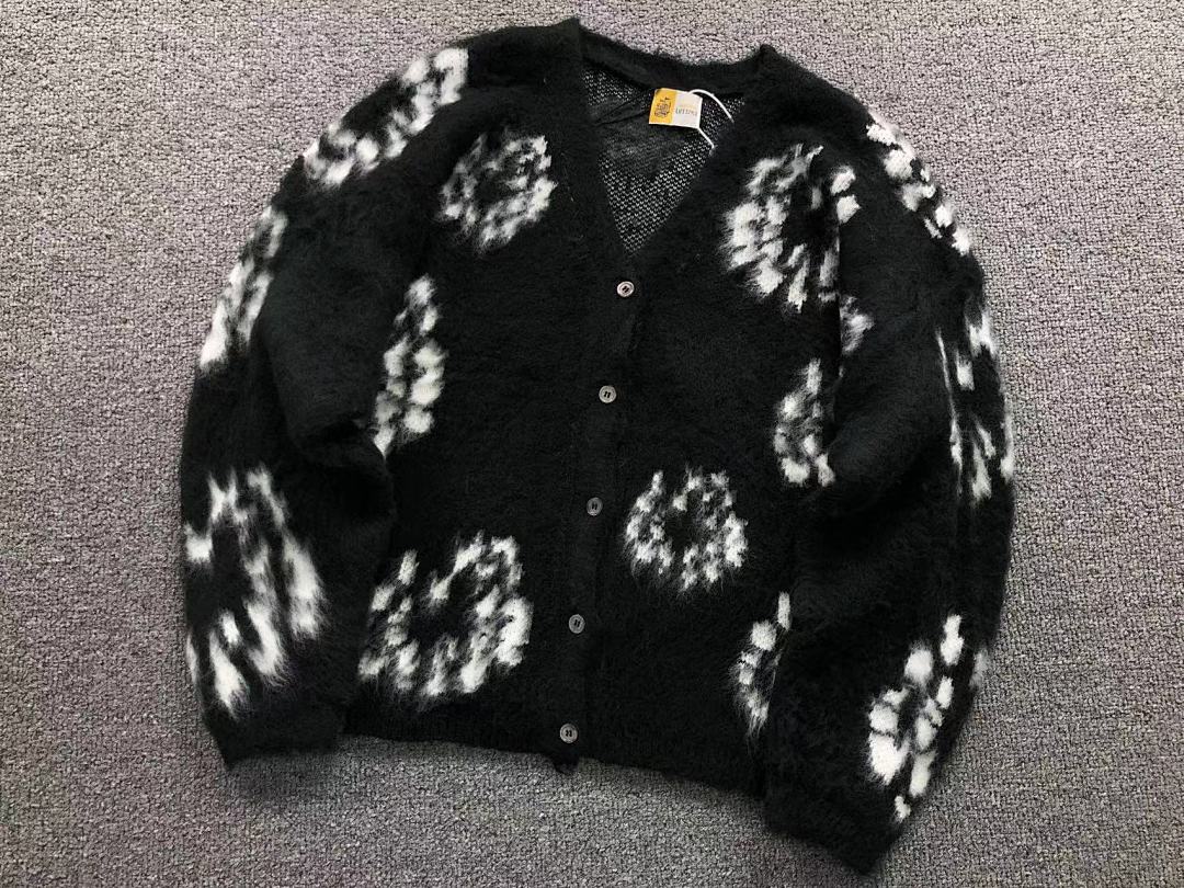 Chanel 208 SAINT MICHAEL SWEATER 3201142417 (Im 170Cm 60Kg I Wear Size S In The Phot) - Image 6