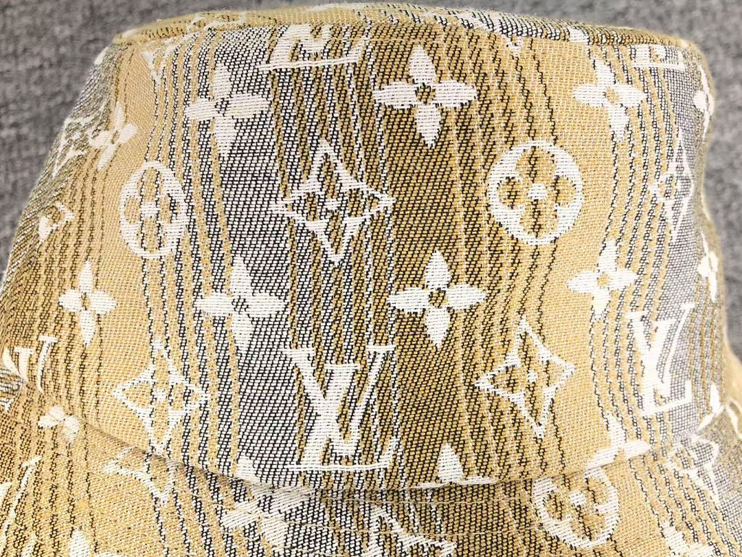 Louis Vuitton 68 L⭐ - Image 9