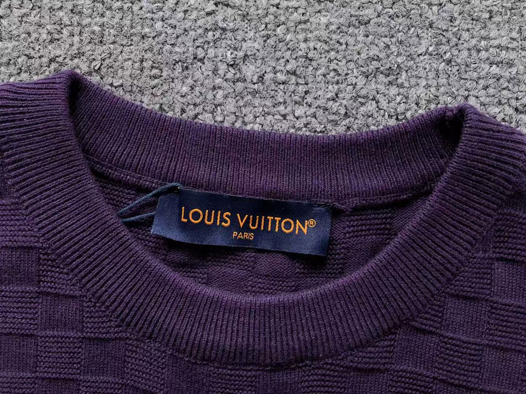 Louis Vuitton 178 L⭐ T-SHIRT SWEATER 2201236121 (Im 170Cm 60Kg I Wear Size M In The Phot) - Image 12