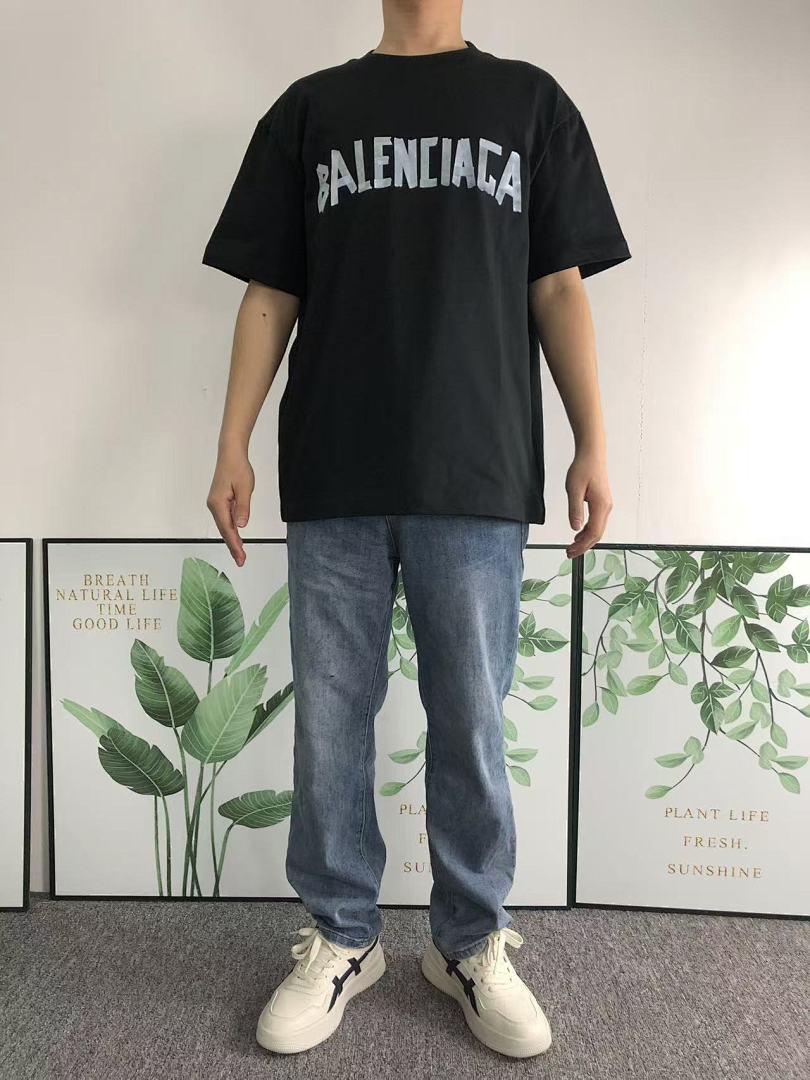 Balenciaga 115 B⭐L⭐⭐⭐IA⭐A T-SHIRT 412203121 (Im 170Cm 57Kg I Wear Size M In The Phot) - Image 3