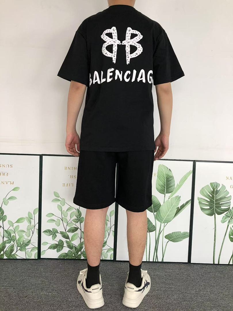 Balenciaga 115 B⭐L⭐⭐⭐IA⭐A T-SHIRT 3103235120 (Im 170Cm 60Kg I Wear Size S In The Phot) - Image 4