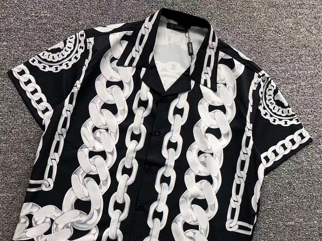 Versace SHORTS 95 V⭐⭐SA⭐E SHIRT - Image 10