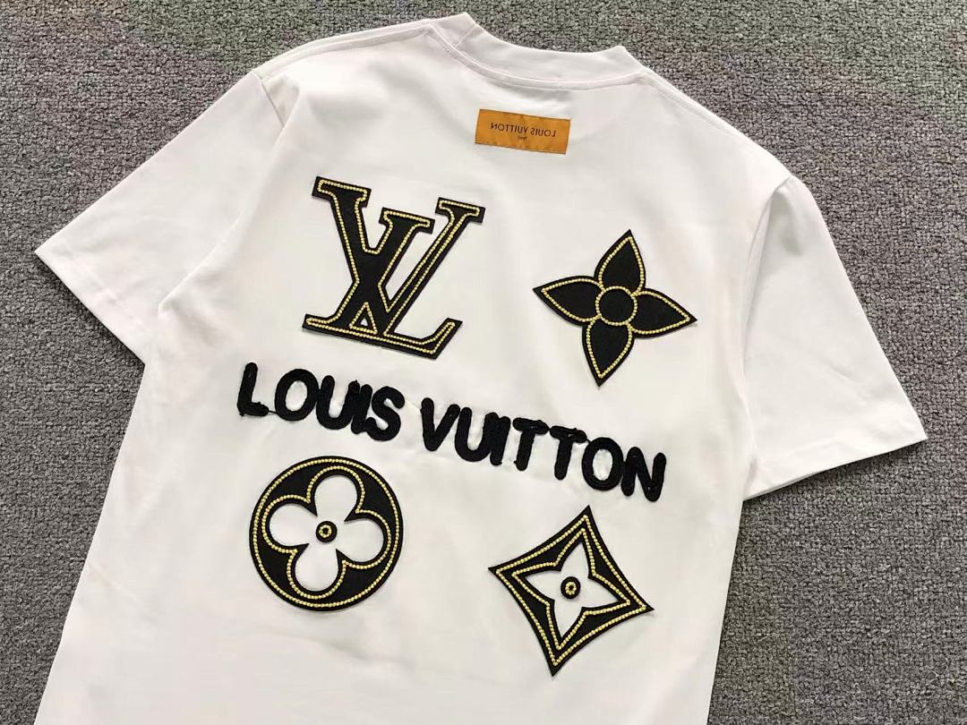Louis Vuitton 125 L⭐ T-SHIRT 124703104 (Im 170Cm 60Kg I Wear Size S In The Phot) - Image 9