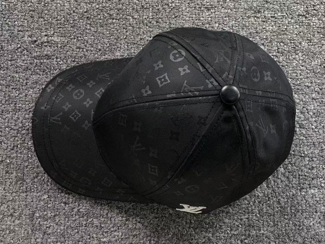 Louis Vuitton 68 L⭐ - Image 12