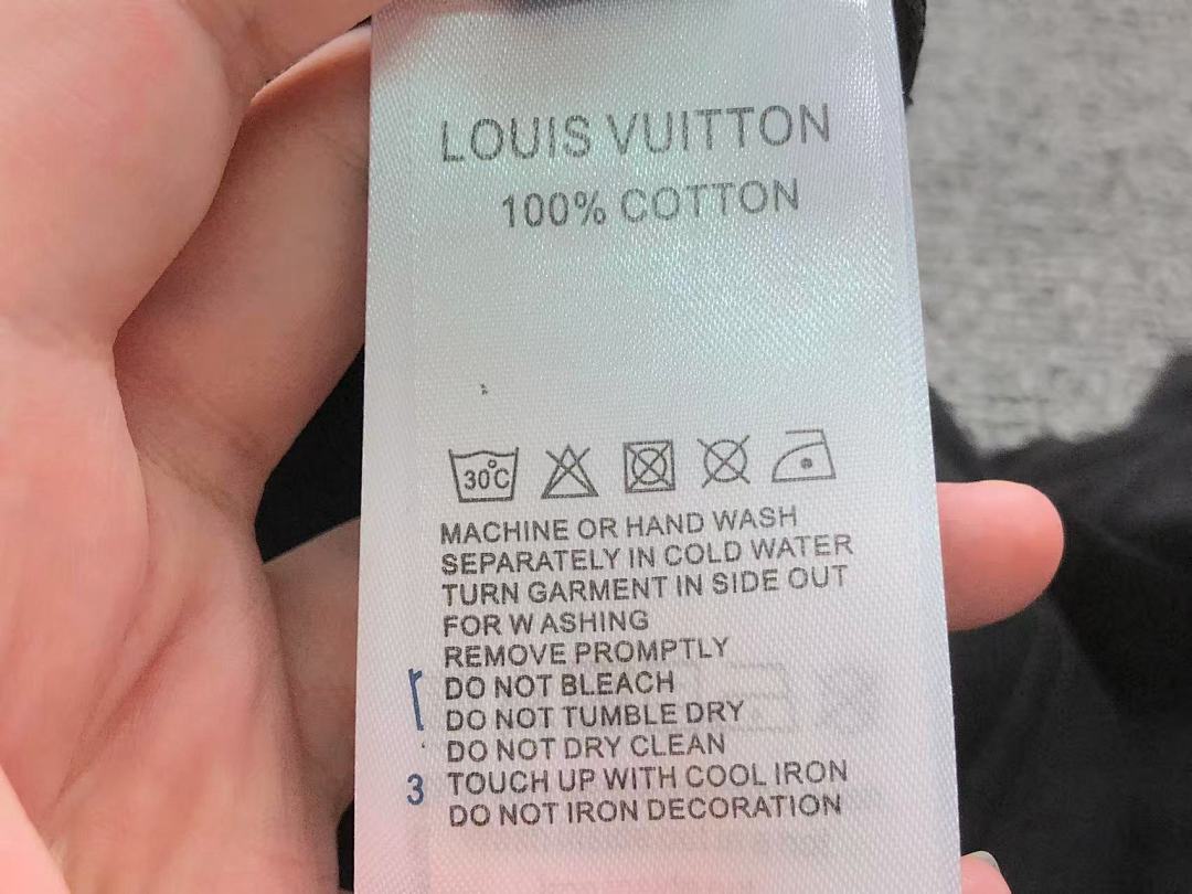 Louis Vuitton 118 L⭐ T-SHIRT 3112032421 (Im 170Cm 60Kg I Wear Size M In The Phot) - Image 20