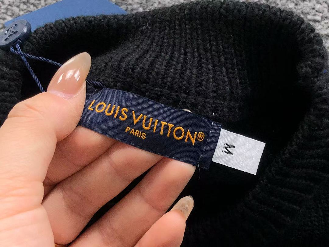 Louis Vuitton 165 L⭐ SWEATER 41101111146 (Im 170Cm 60Kg I Wear Size M In The Phot) - Image 11