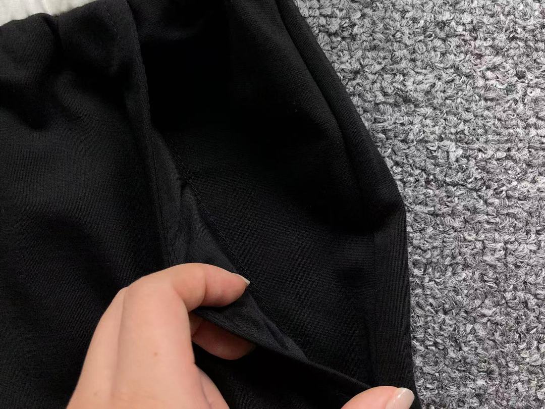 Thom Browne 115 THOM BROWNE SHORTS 3203236220 (Im 170Cm 60Kg I Wear Size L In The Phot) - Image 23