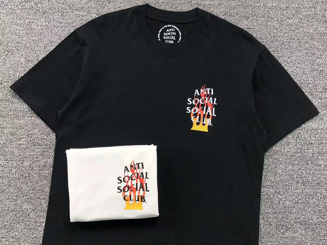 Christian Louboutin 85 ANTI SOCIAL CLUB T-SHIRT 111043502 (Im 170Cm 57Kg I Wear Size M In The Phot) - Image 17