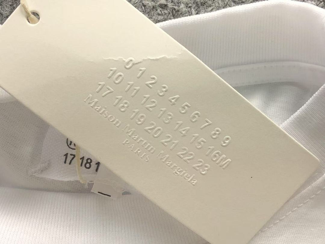 On Running 88 MAISON MARGIELA T-SHIRT 5212434162 (Im 170Cm 60Kg I Wear Size S In The Phot) - Image 15