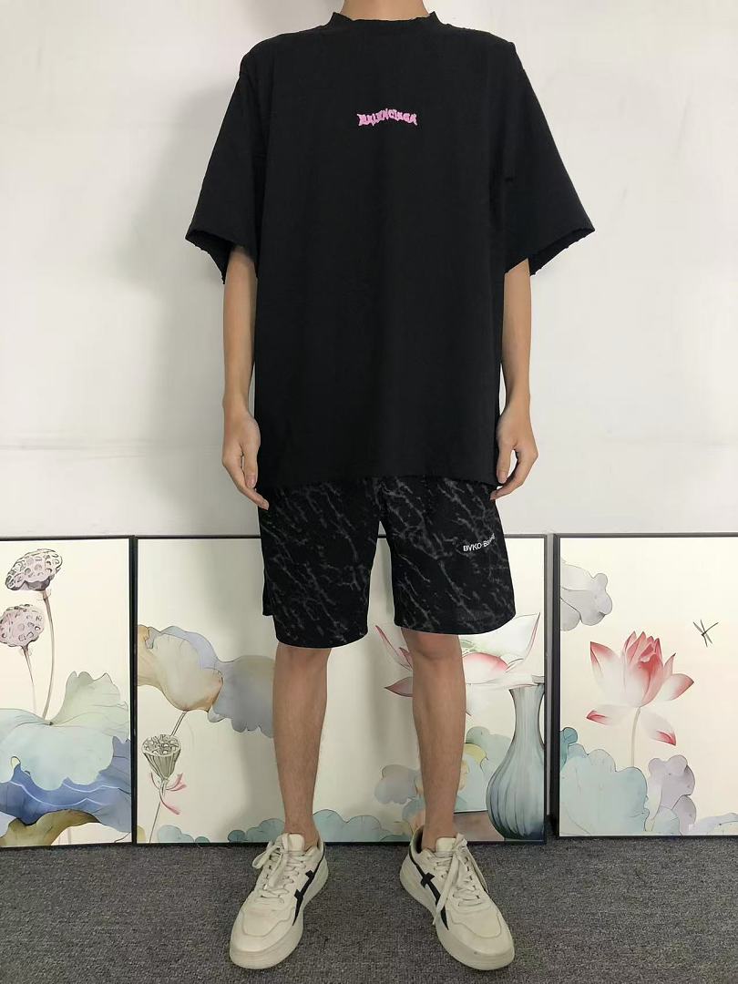 Balenciaga 139 B⭐L⭐⭐⭐IA⭐A T-SHIRT 42062007163 (Im 170Cm 60Kg I Wear Size XS In The Phot) - Image 3