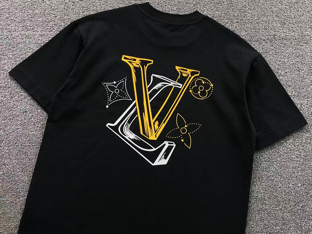 Louis Vuitton 118 L⭐ T-SHIRT 5111401147 (Im 170Cm 60Kg I Wear Size M In The Phot) - Image 18
