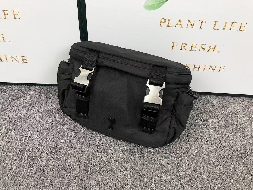 AMI 258 AMI BAG 41121875 (Long 30CM* Wide 7CM* High 20CM) - Image 3