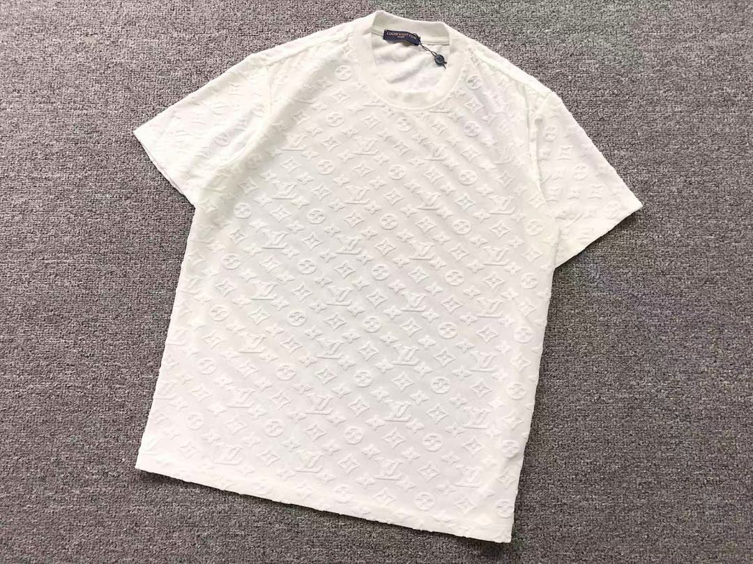 Louis Vuitton 88 L⭐ T-SHIRT 1112263932 (Im 170Cm 60Kg I Wear Size M In The Phot) - Image 10