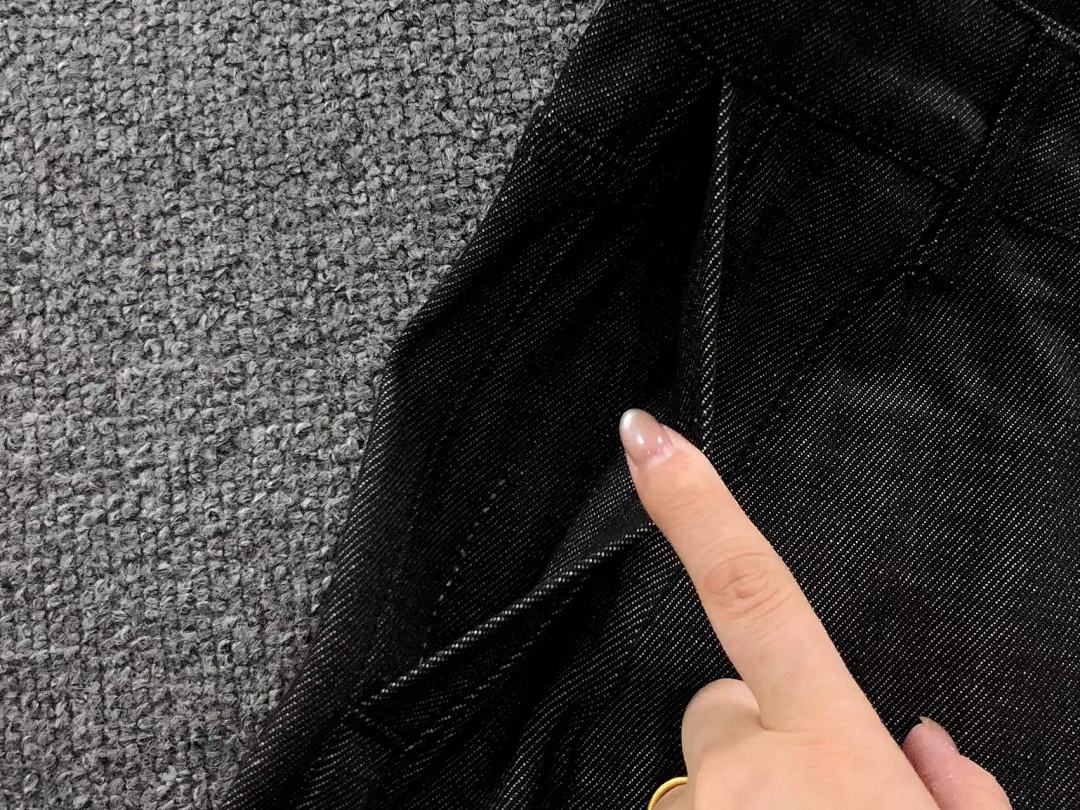 Chanel 165 DER⭐CHUT⭐E SHORTS 1112263056 (Im 170Cm 60Kg I Wear Size 28 In The Phot) - Image 17
