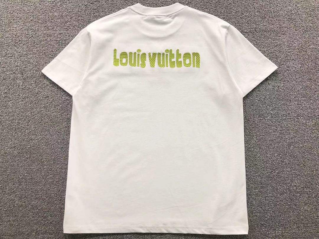 Louis Vuitton 125 L⭐ T-SHIRT 2208022015 (Im 170Cm 60Kg I Wear Size S In The Phot) - Image 7