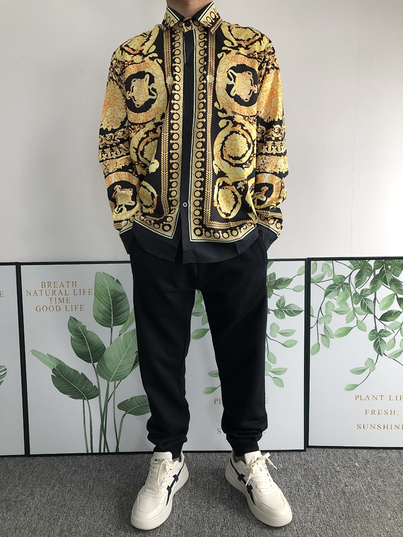 Versace 116 V⭐⭐SA⭐E SHIRT 211050839 (Im 170Cm 55Kg I Wear Size L In The Phot) - Image 3