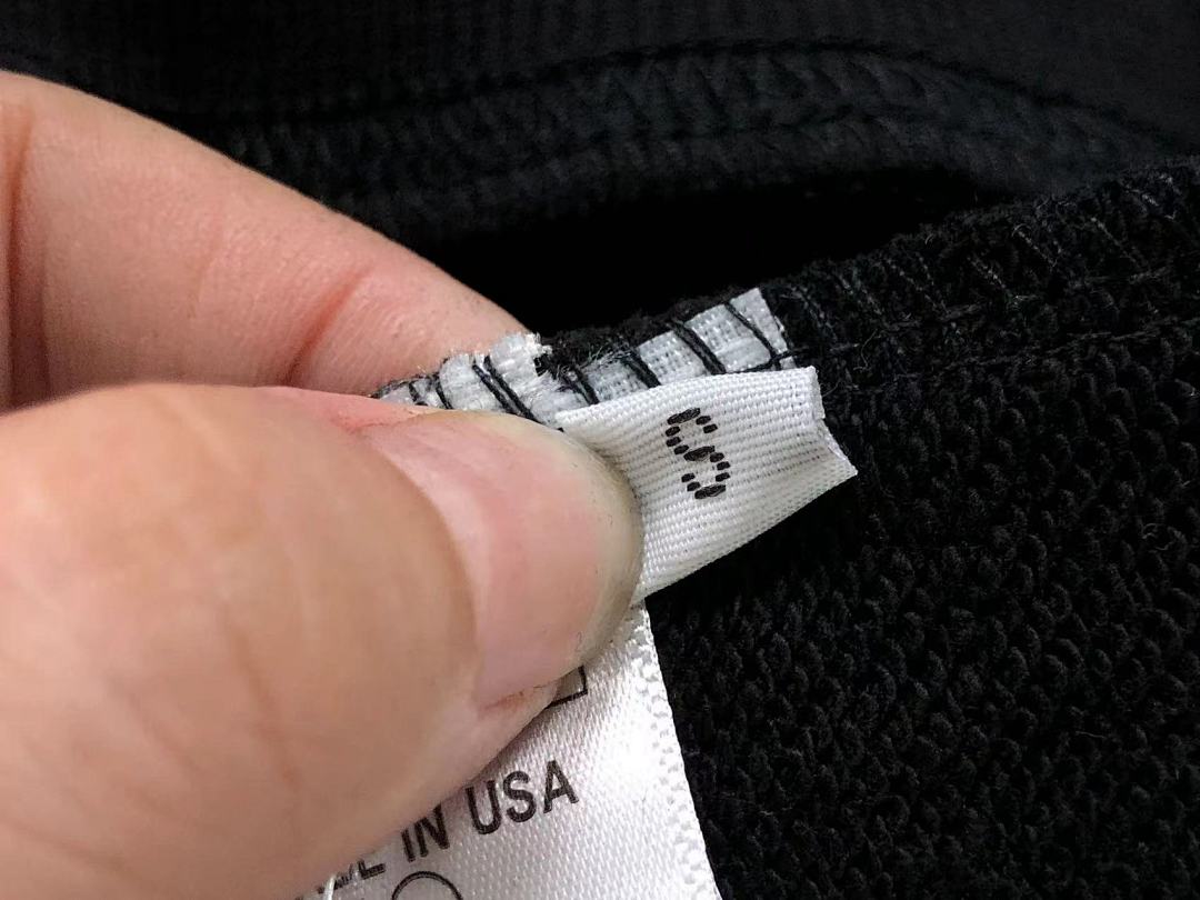 On Running 118 VLONE HOODIE 510113091 (Im 170Cm 60Kg I Wear Size S In The Phot) - Image 32