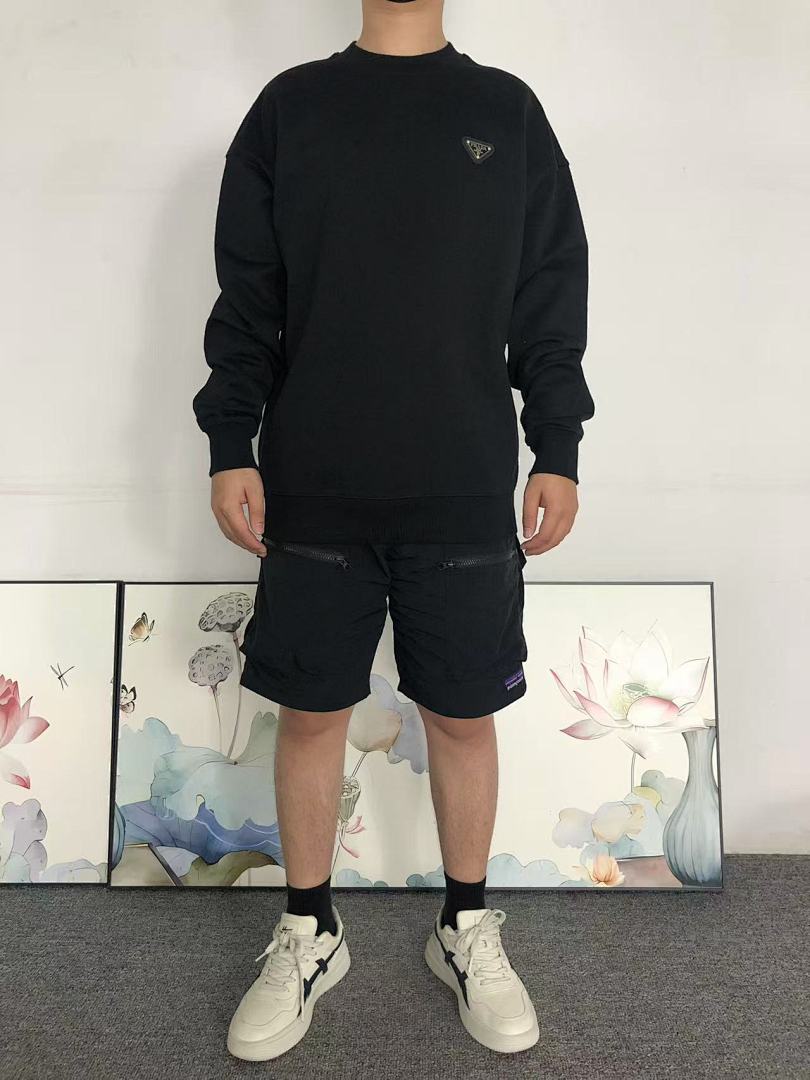 Prada 158 P⭐A⭐A HOODIE 582912147 (Im 170Cm 60Kg I Wear Size M In The Phot) - Image 3