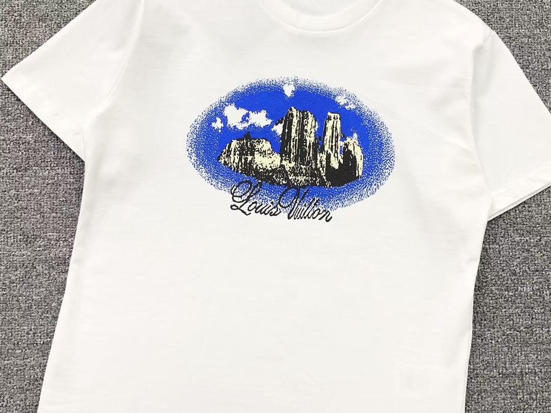 Louis Vuitton 108 L⭐ T-SHIRT 41062602126 (Im 170Cm 60Kg I Wear Size XS In The Phot) - Image 7