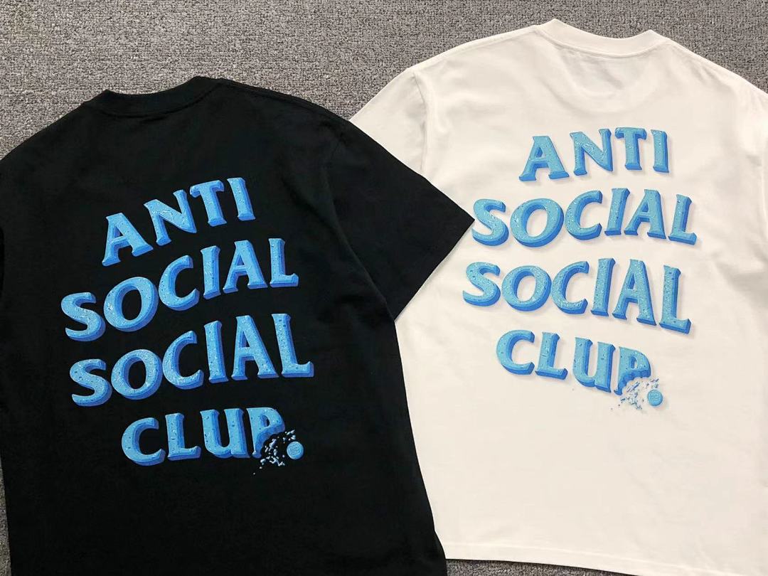 Christian Louboutin 85 ANTI SOCIAL CLUB T-SHIRT 312231302 (Im 170Cm 57Kg I Wear Size L In The Phot) - Image 6