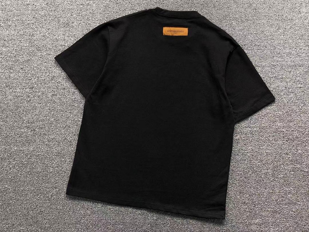 Louis Vuitton 118 L⭐ T-SHIRT 5112003147 (Im 170Cm 60Kg I Wear Size M In The Phot) - Image 16